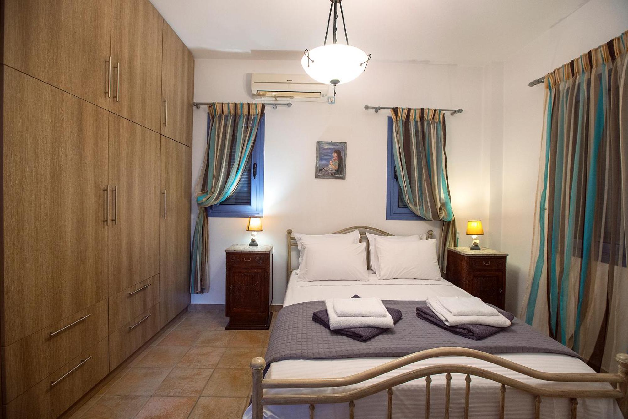 Njv Plus K Aegina Esterno foto